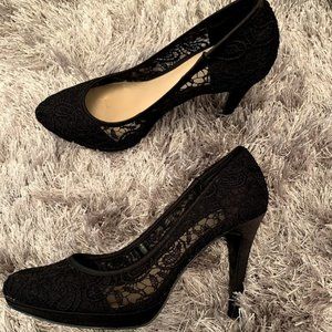 Black Nine West Size 7 Heels